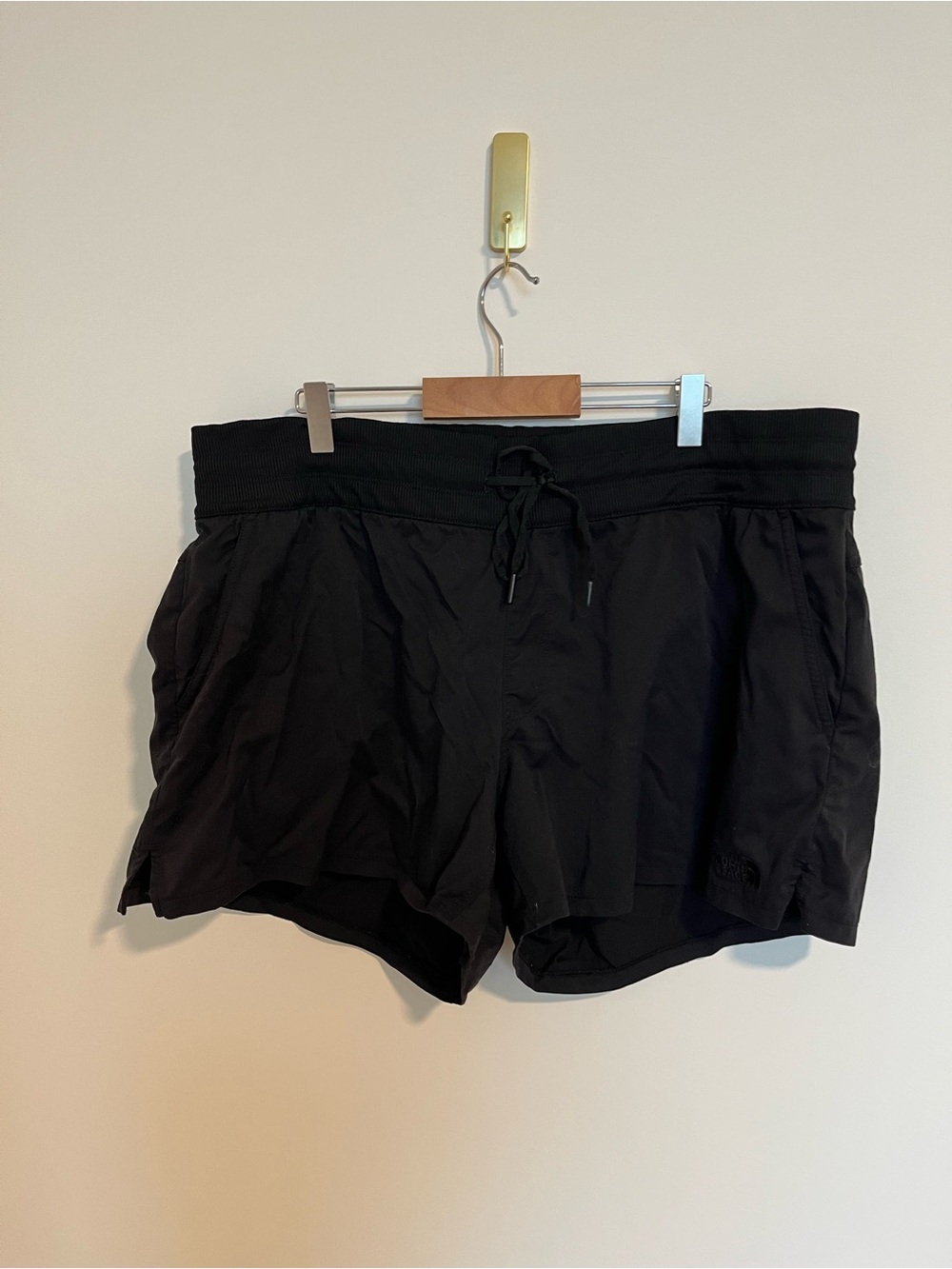 The North Face Women's Black Athletic Drawstring Shorts summer